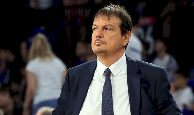 Ergin Ataman'dan Dursun Özbek'e gönderme