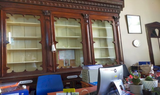 Ferit Eczacıbaşı’nın Kurduğu Eczane Ofis Oldu