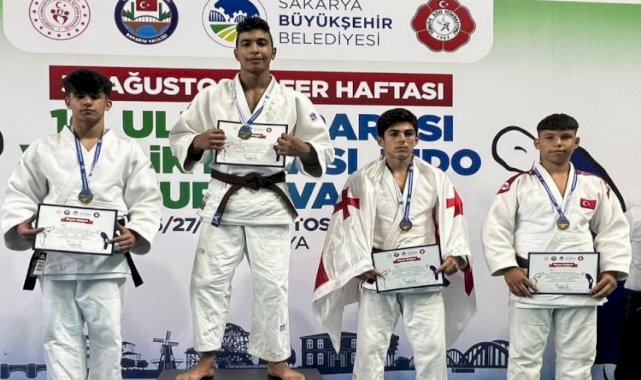 Manisa BBSK'lı judoculardan 9 madalya