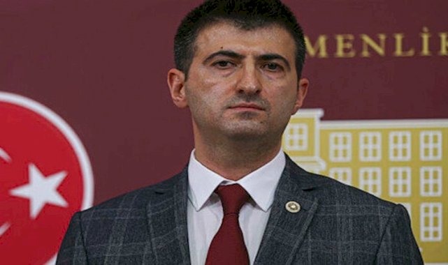 Mehmet Ali Çelebi: 'Bağımsız' devam edeceğim