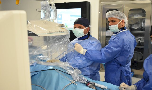 Tek Operasyonda Tüm Böbreğini Dolduran Taşlardan Kurtuldu !