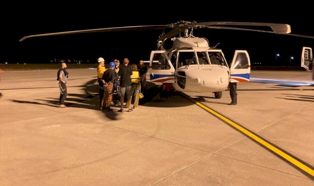 Valla Kanyonu'nda mahsur kalan 11 kişi kurtarıldı