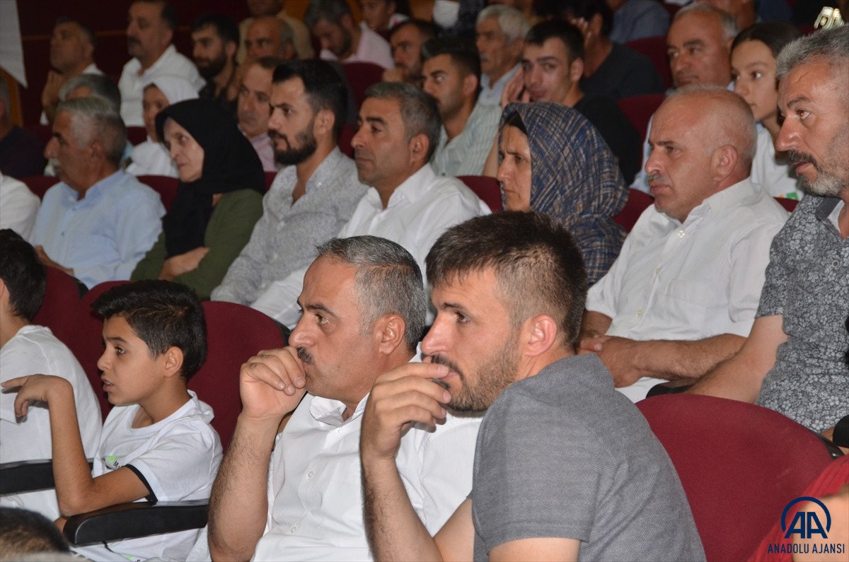 Terör mağduru aileler yeni yuvalarına kavuşuyor