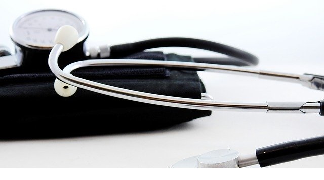 Tıp Doktoru ? "Tıp Doktoru Unvanı 'TDR' Olsun" (Özel)