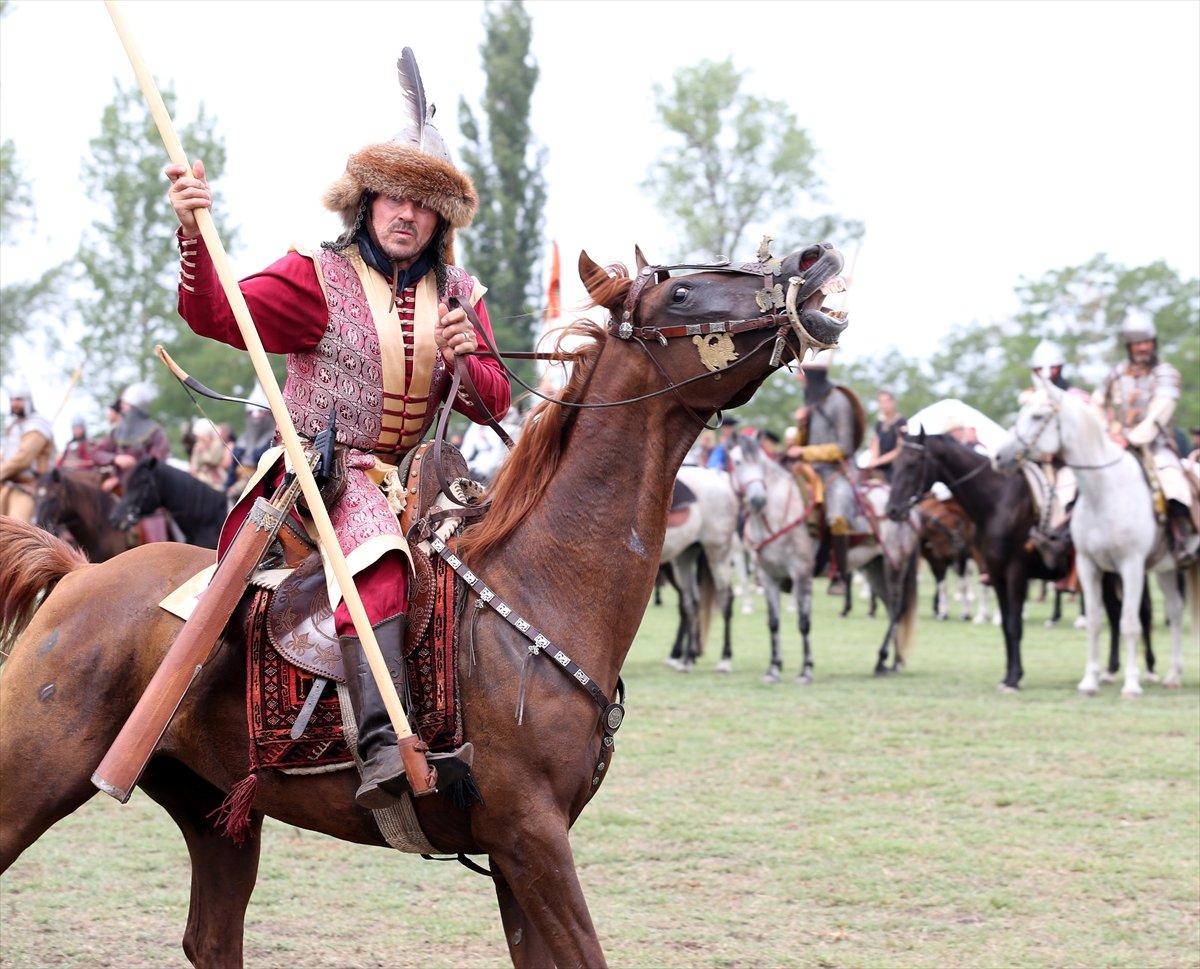 Türk milletleri, Macaristan'daki "Büyük Kurultay"da buluştu