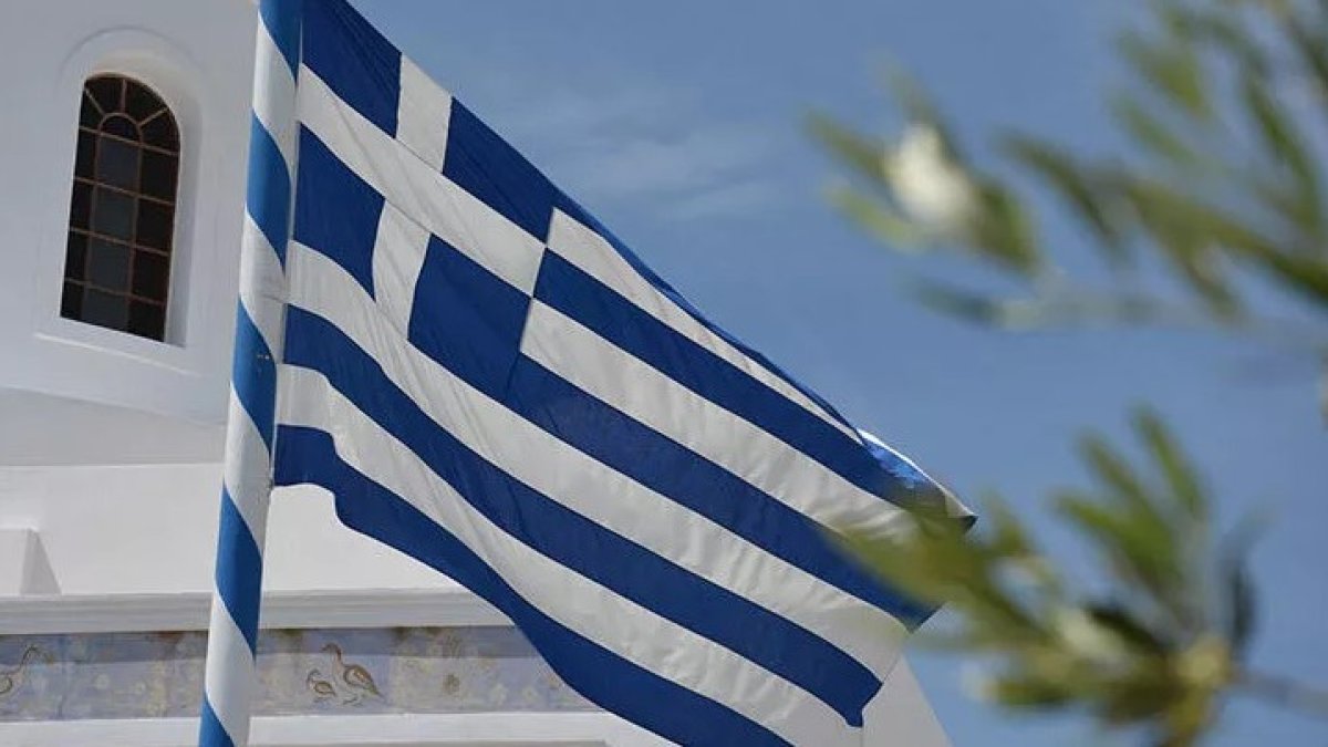 Yunanistan&#039;da 10 bin FETÖ&#039;cü var