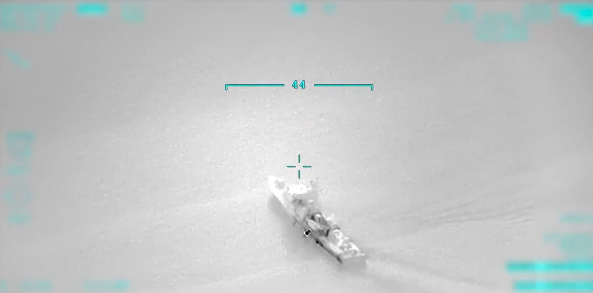 Yunanistan'ın ittiği göçmenleri İHA tespit etti