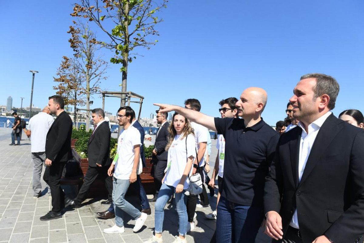 Adil Karaismailoğlu: hedefimiz metro hatlarını çoğaltıp trafiği azaltmak