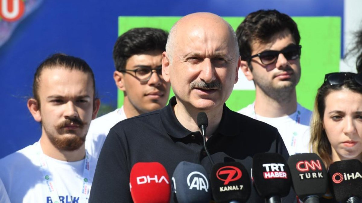 Adil Karaismailoğlu: hedefimiz metro hatlarını çoğaltıp trafiği azaltmak