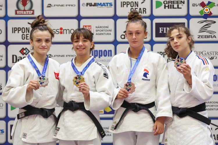 Avrupa Şampiyonası&#039;na Kağıtspor ambargosu