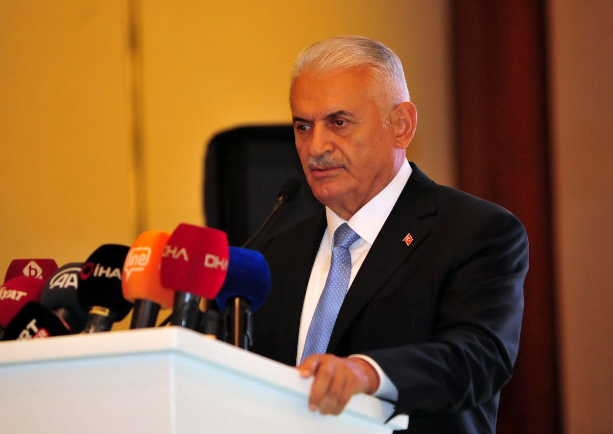 Binali Yıldırım: Dilini muhafaza edemeyen egemenliğini muhafaza edemez