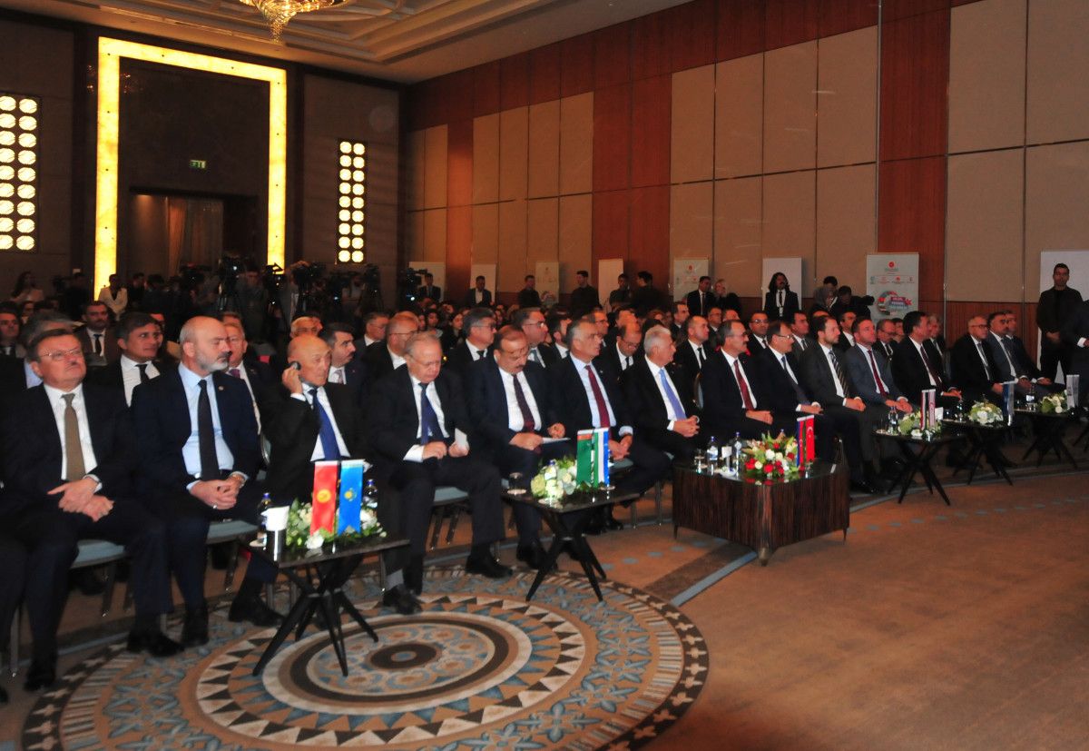 Binali Yıldırım: Dilini muhafaza edemeyen egemenliğini muhafaza edemez