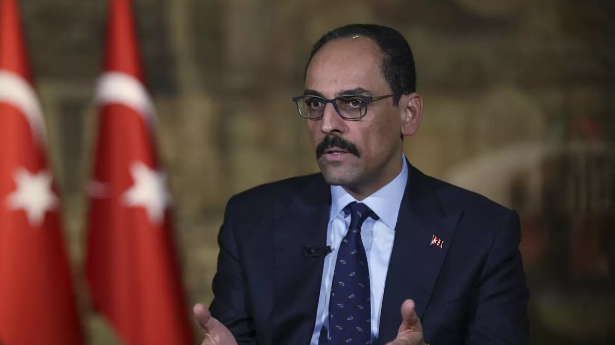 İbrahim Kalın: Rus turistlerin gelmesini yasaklayamayız