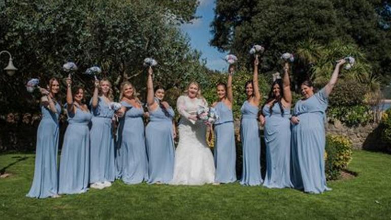 İlginç olay! Damat kaçtı, gelin düğünü tek başına yaptı