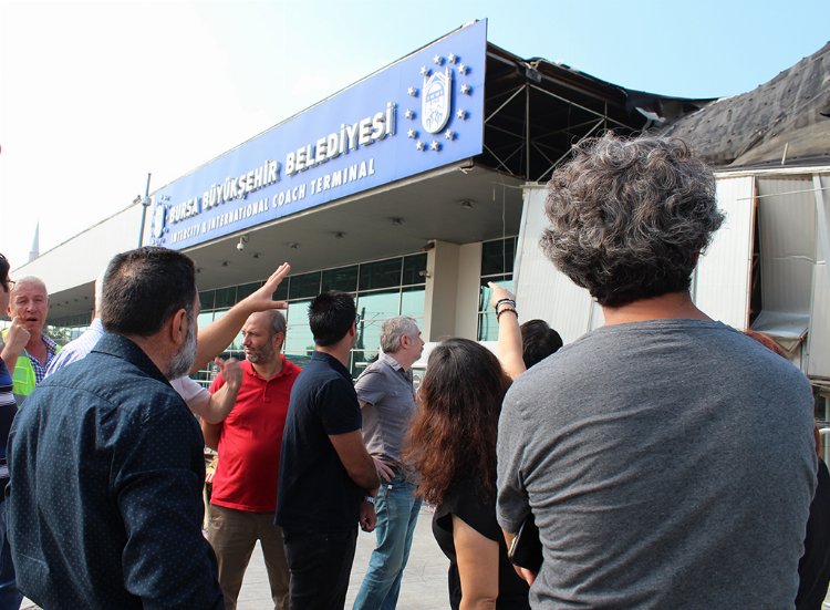 İMO Bursa'da terminalde çöken çatıyı yerinde inceledi