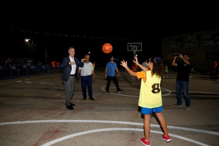 İnegöl'de sokak basketbolu heyecanı başladı