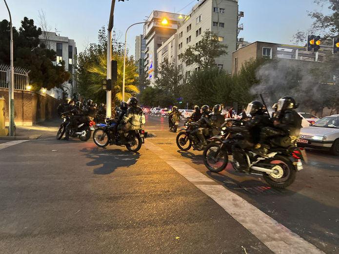 İran'da protestolar sürüyor