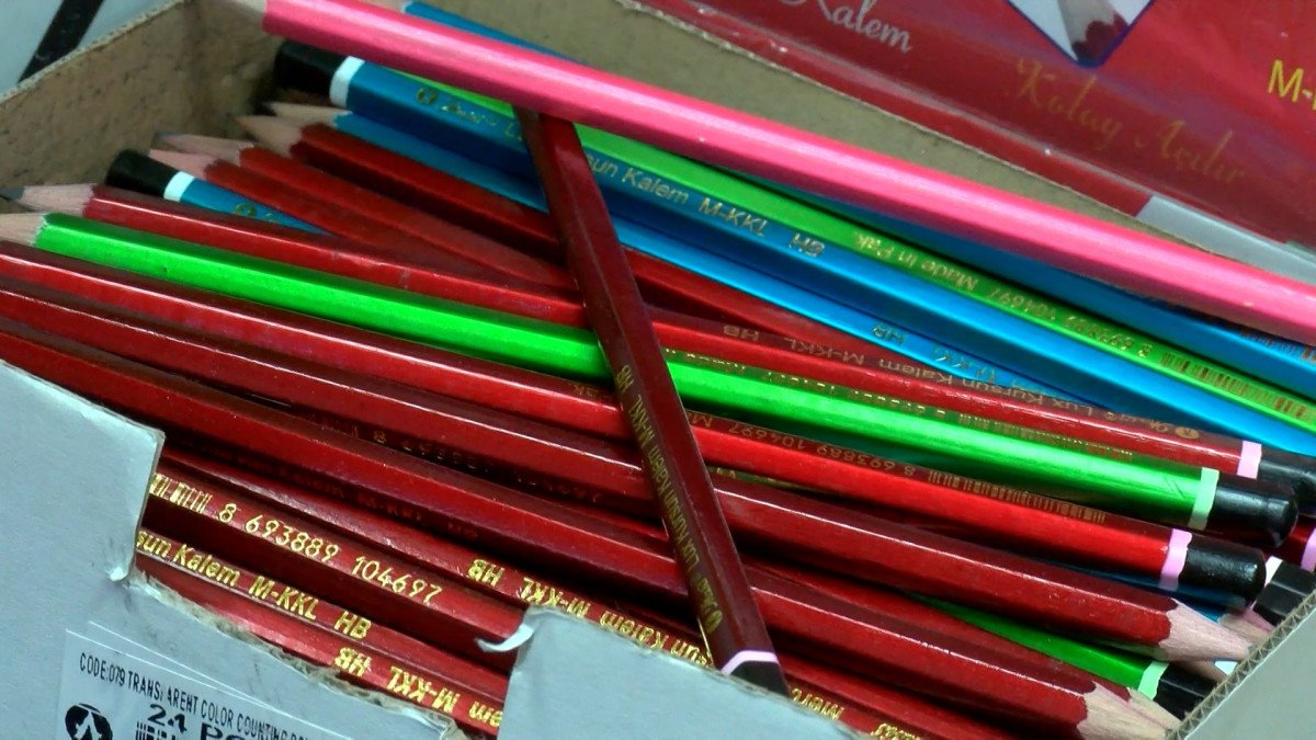 İstanbul'da okul alışveriş telaşı başladı