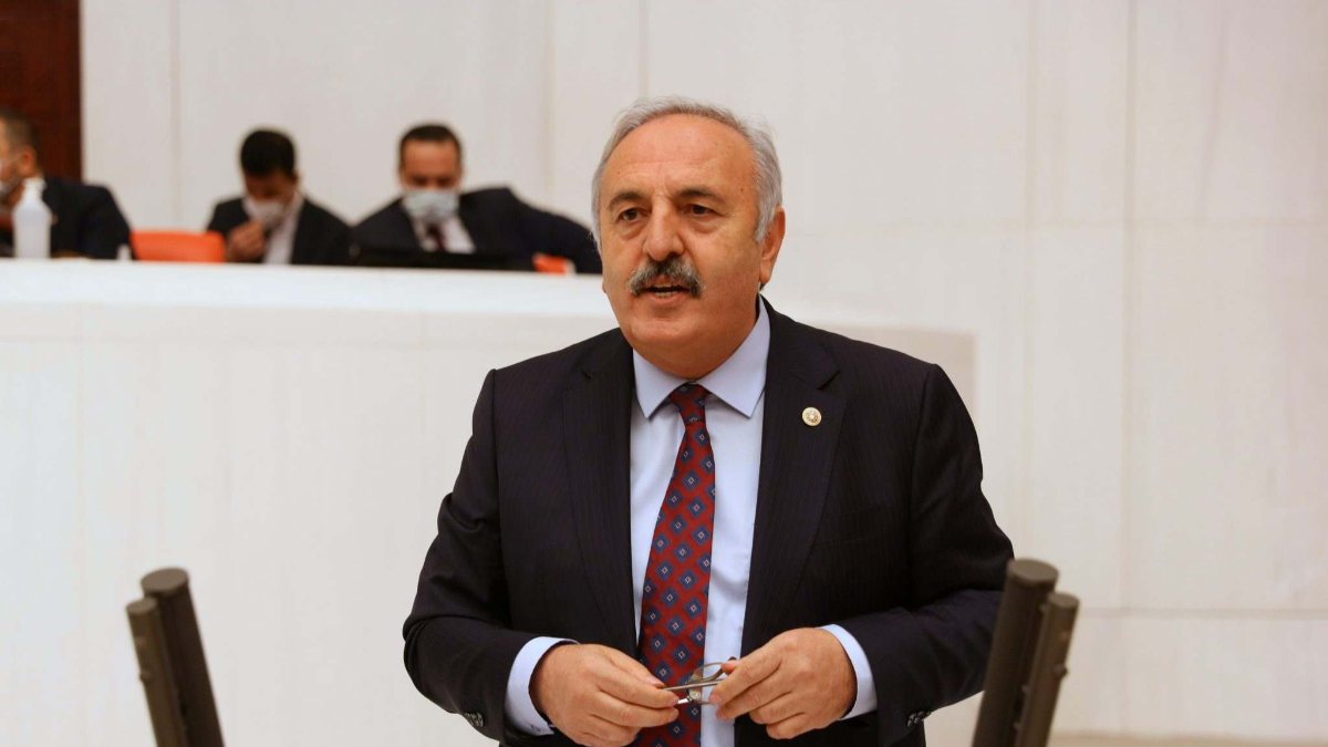 İyi Parti&#039;de ihale tartışması