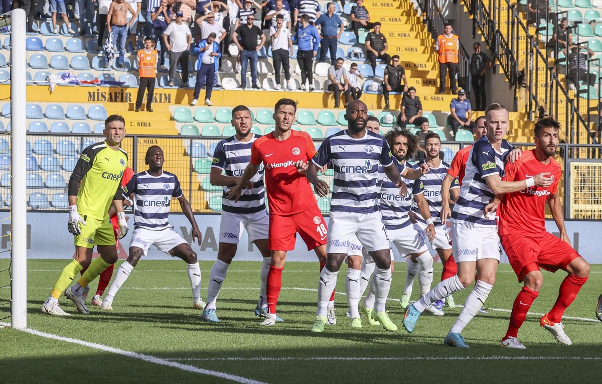 Kasımpaşa, Ümraniyespor'u mağlup etti