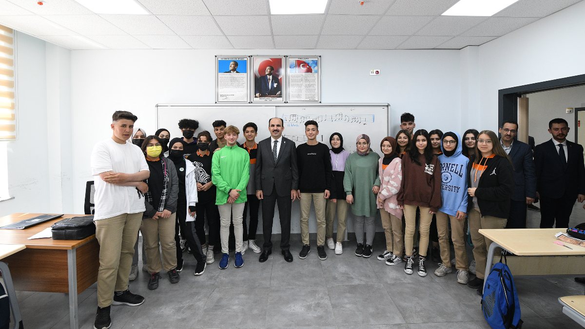 Konya Büyükşehir'den 11 ve 12'nci sınıf öğrencilerine müjde