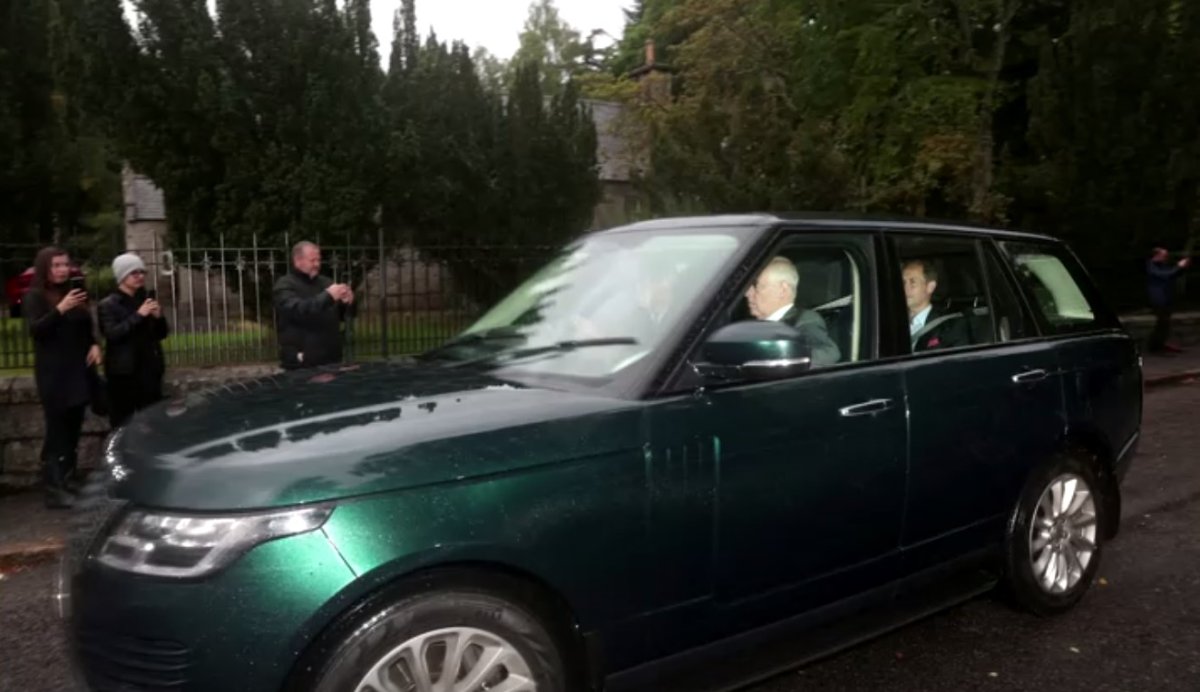 Kraliyet Ailesi Kraliçe Elizabeth için endişeli