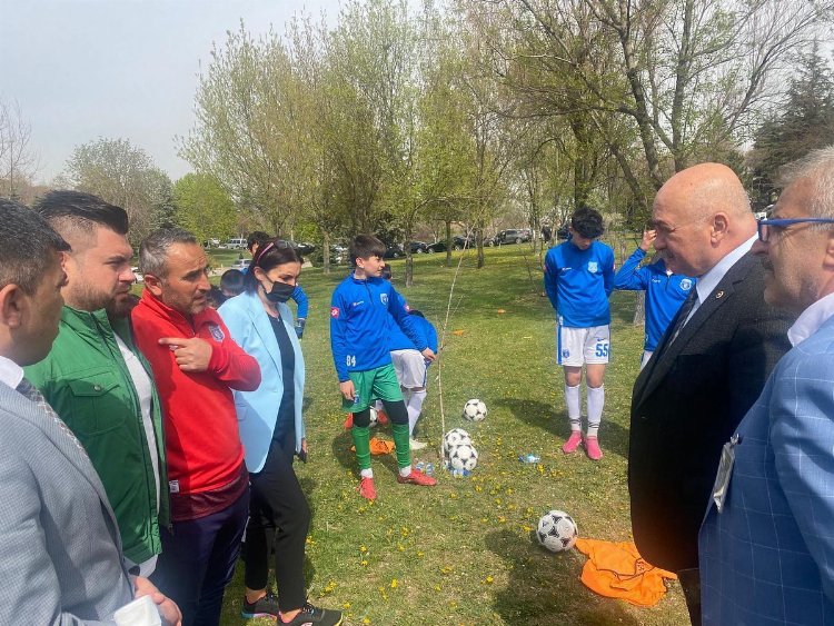 MHP Milletvekili Vahapoğlu’ndan çok konuşulacak sözler: “Ekonomik sıkıntı değil, psikolojik sıkıntı var. Cumhur İttifakı’nın oyu yüzde 60”