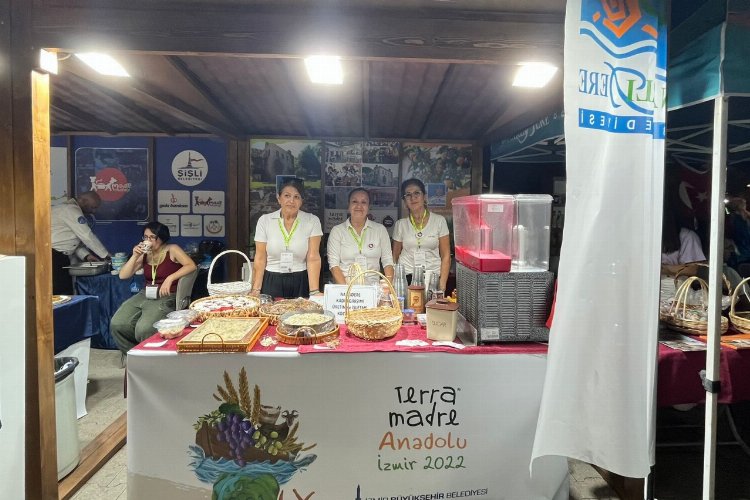 Narlıdere Belediyesi ilk günden İEF'nin yıldızı oldu