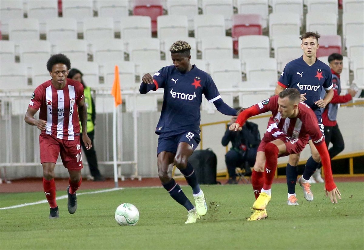 Sivasspor evinde Slavia Prag ile yenişemedi