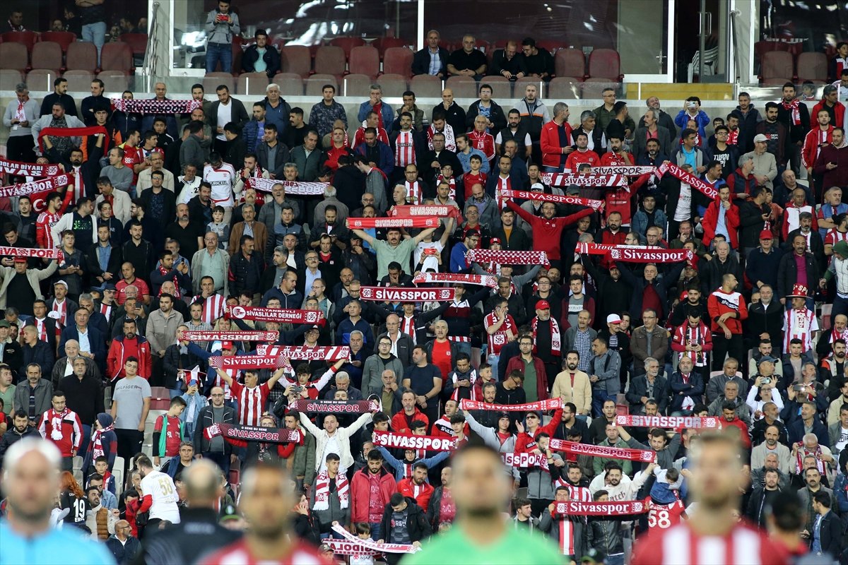 Sivasspor evinde Slavia Prag ile yenişemedi