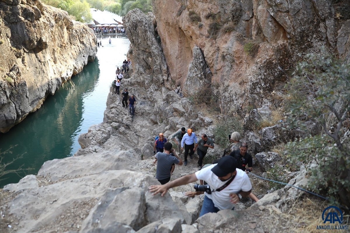 Süleyman Soylu, Diyarbakır Lice'de gençlerle buluştu