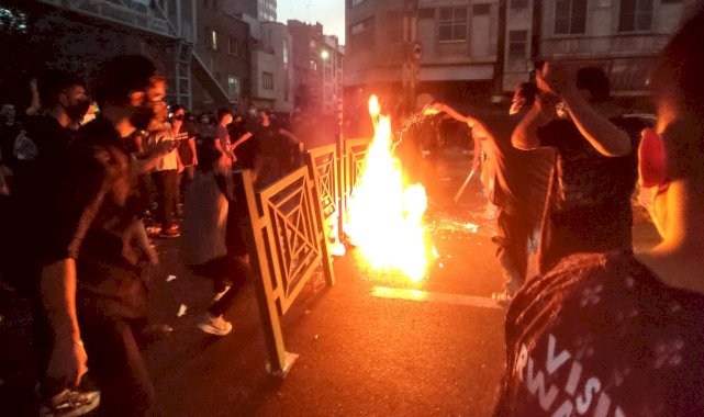 İran'da protestolar devam ediyor
