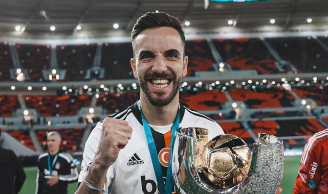 Kenan Karaman, Schalke 04 ile anlaştı