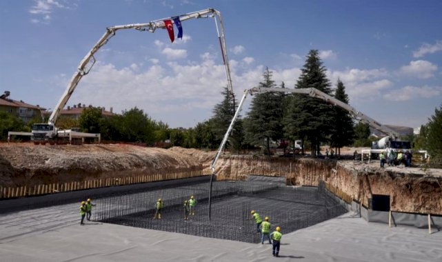 Kılıçdaroğlu ile İmamoğlu İBB'nin Elazığ’da okulun temelini birlikte attı