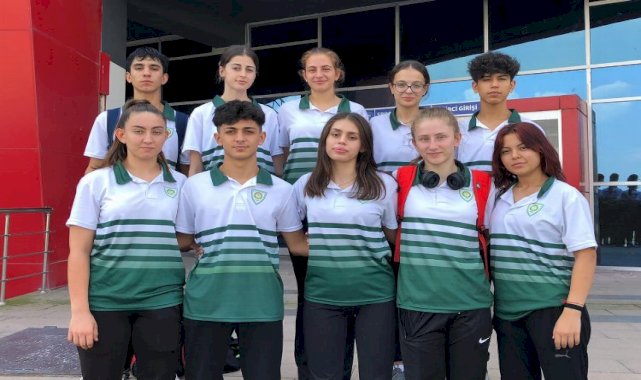 Manisalı karateciler başarısını perçinledi