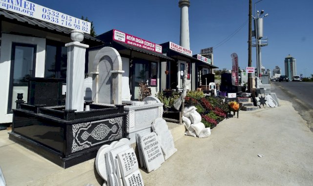 Mezar taşlarının fiyatları son bir yılda iki katına çekti