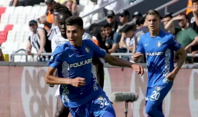 Üç büyükler, Altay'ın genç oyuncunun peşinde