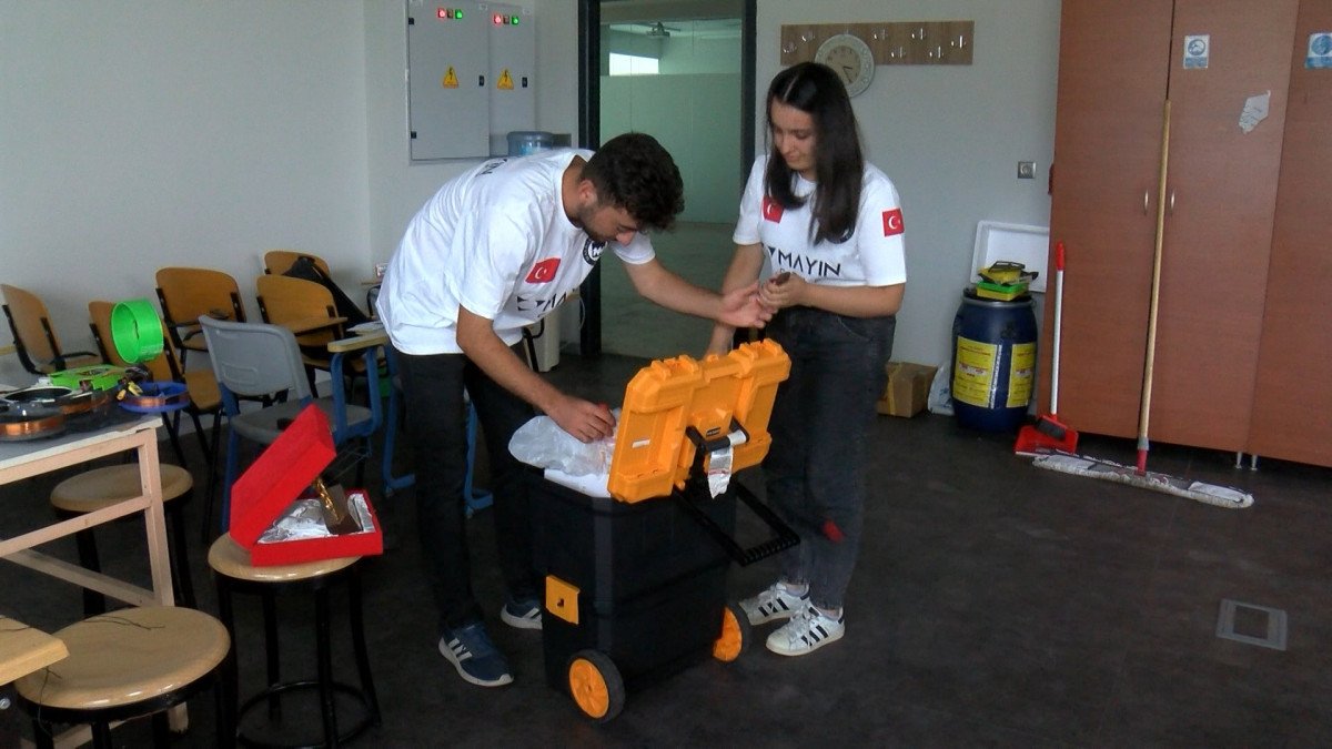 Üniversiteliler mayın tespit aracı geliştirdi