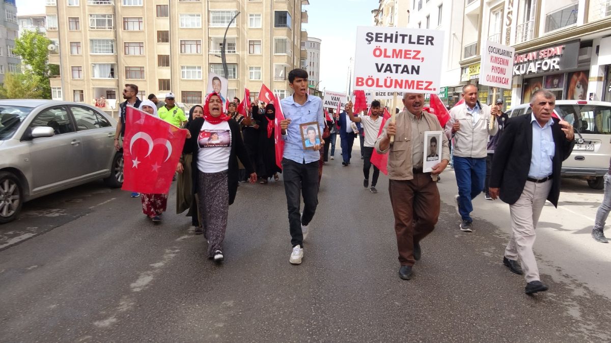 Van'da evlat nöbeti 45’inci haftasında