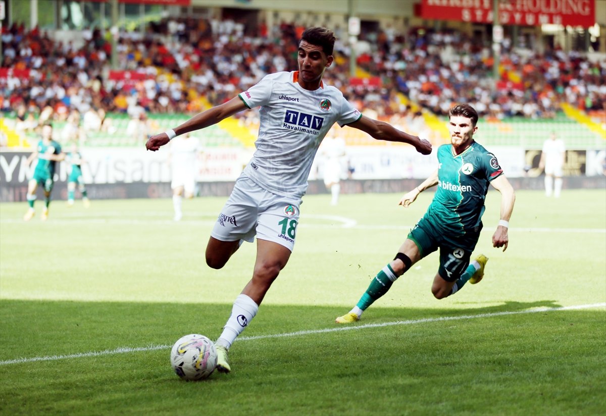 Alanyaspor ile Giresunspor berabere kaldı