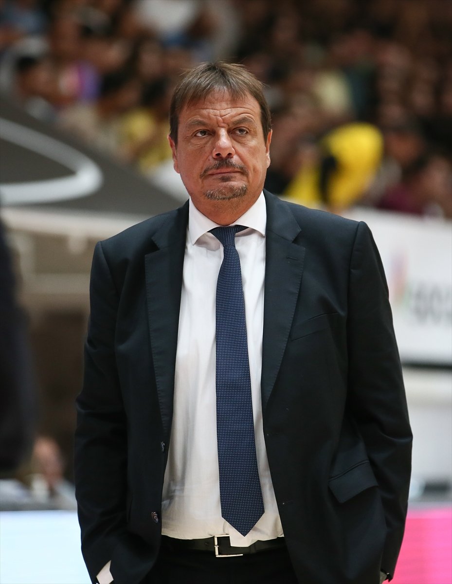 Anadolu Efes, Aliağa Petkimspor'u mağlup etti