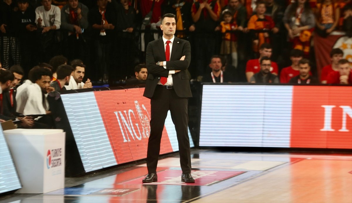 Beşiktaş, potada Galatasaray'ı mağlup etti