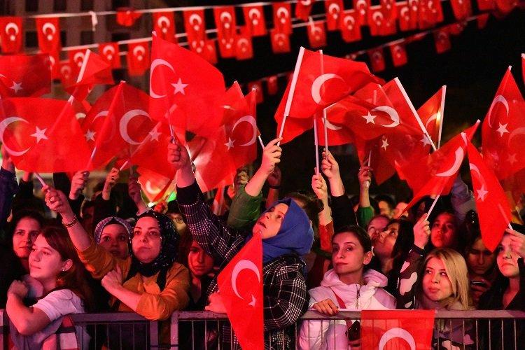 Bursa Mustafakemalpaşa'da Cumhuriyet coşkusu