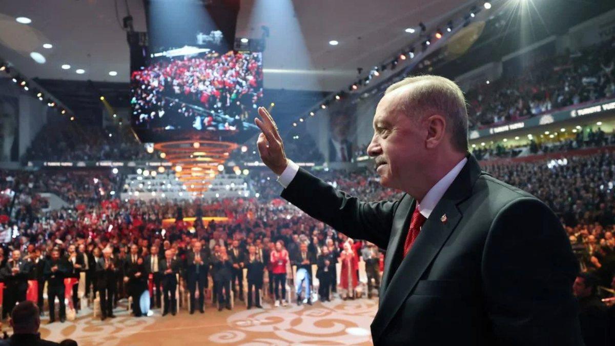 Cumhurbaşkanı Erdoğan&#039;ın Türkiye Yüzyılı mesajı, Yunanistan&#039;da yankılandı
