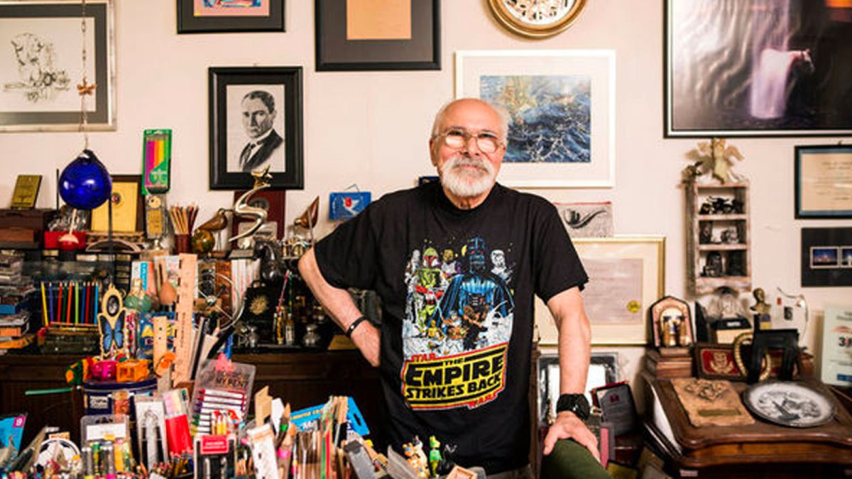 Cumhuriyet yazarı Emre Kongar'dan başörtüsüne öfke