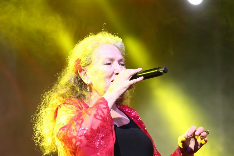 Cumhuriyetin 99'uncu yılı İzmir Çiğli’de coşkuyla kutlandı