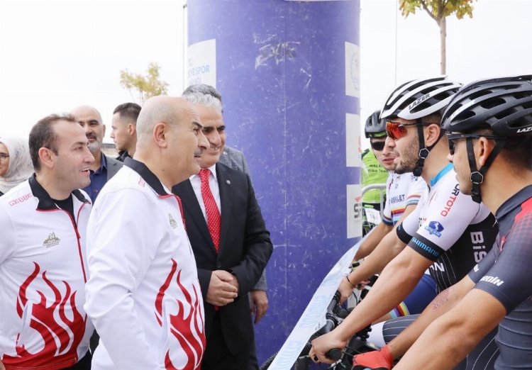 Dağ bisikletleri Mardin sokaklarını arşınladı