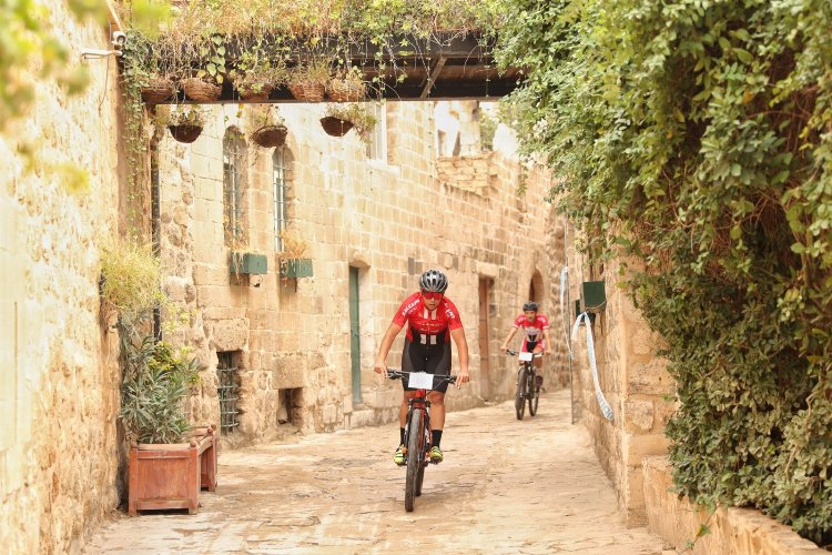 Dağ bisikletleri Mardin sokaklarını arşınladı