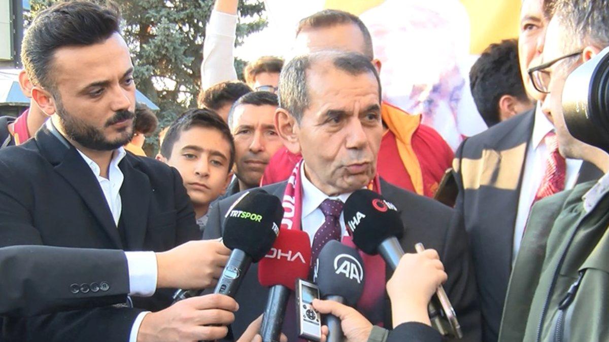 Dursun Özbek'ten Anıtkabir'e ziyaret