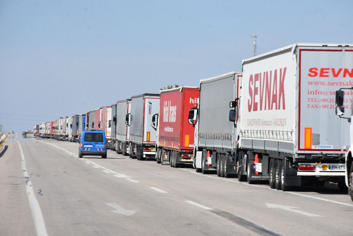 Edirne'de 5 günlük tır kuyruğu